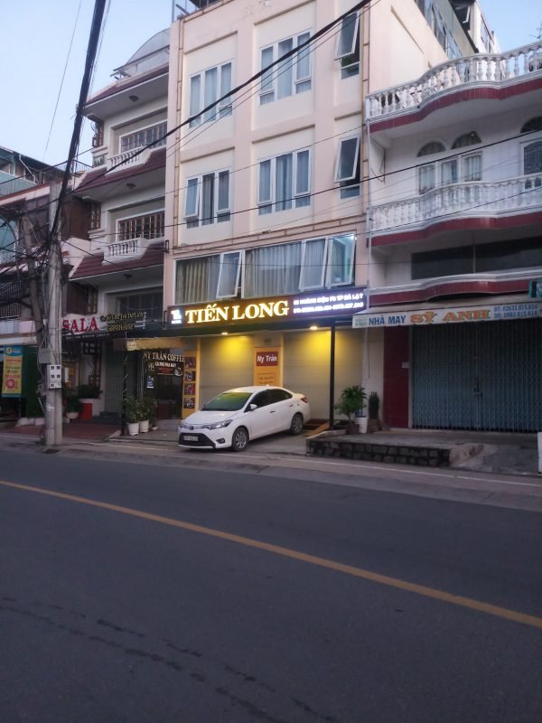 Cửa Cuốn Thanh Xuân Đà Lạt