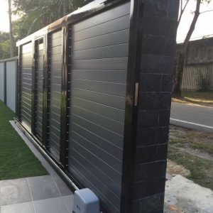 Mẫu cửa cổng sắt tự động 02